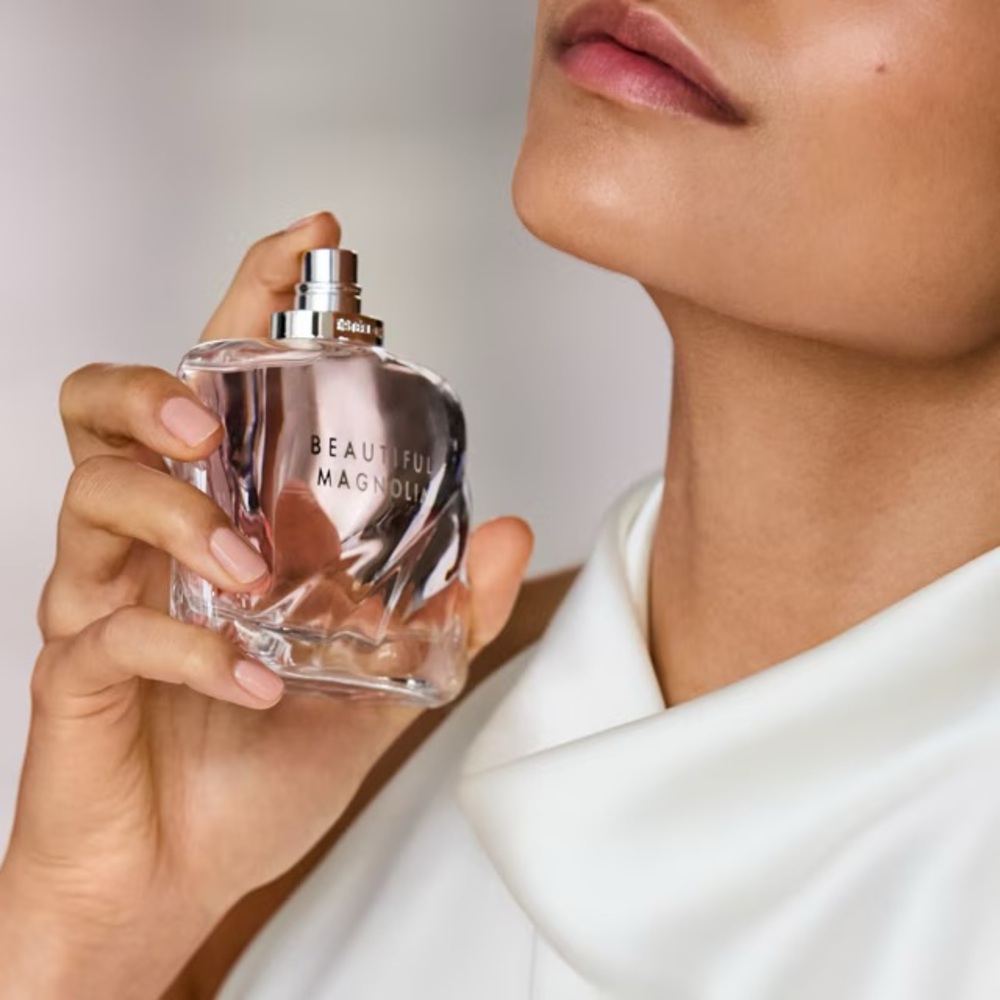 Estee Lauder Beautiful Magnolia Travel Spray New 30ml GWP